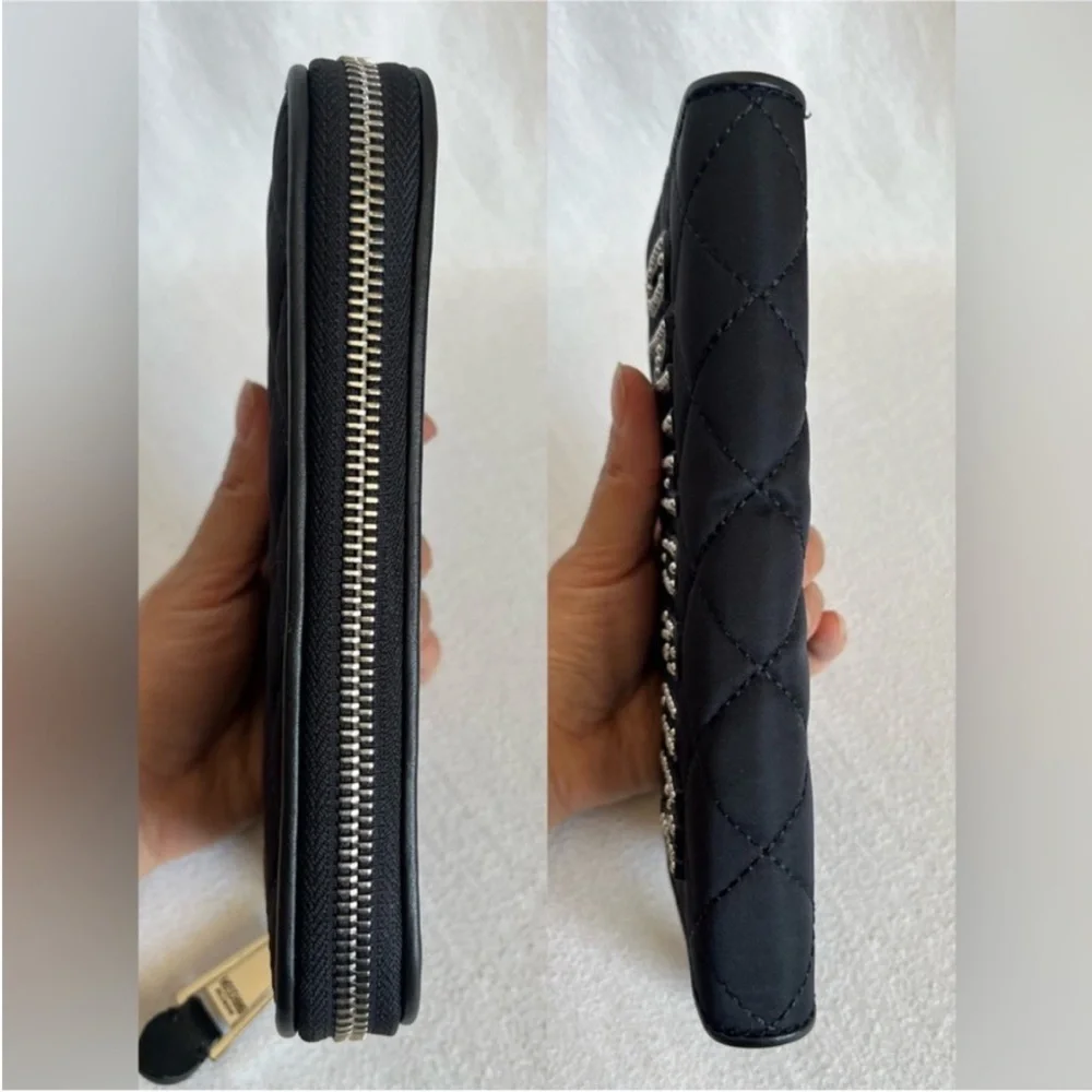 New Moschino Studded Logo Quilted
Fabric Zip Around Wallet. 100% Authentic - Picture 7 of 9